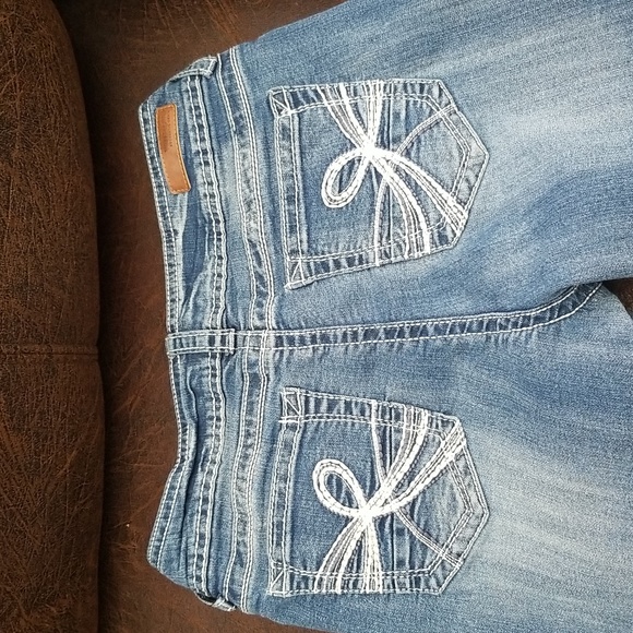 #V - Wallflower Authentic Denim Sz 7 Bootcut Mid Washed Jeans - Picture 10 of 13